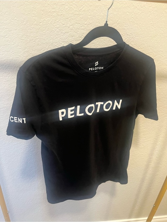 Peloton Tops - Peloton Century Club 100 Rides T Shirt XS - 100% Cotton